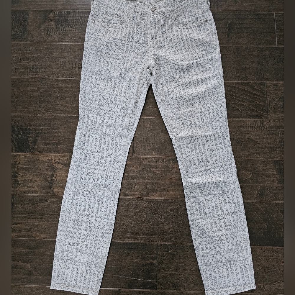 Anthropologie Pilcro Mid-Rise Jeans sz 28